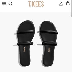 NWOT TKEES Gemma sandal Black sz 7 comes with dust bag.